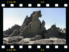 ゴジラ岩の画像