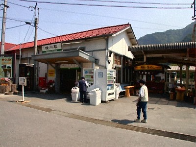 横川駅の画像